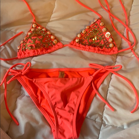 Victoria's Secret Other - Victoria’s Secret bling triangle bikini